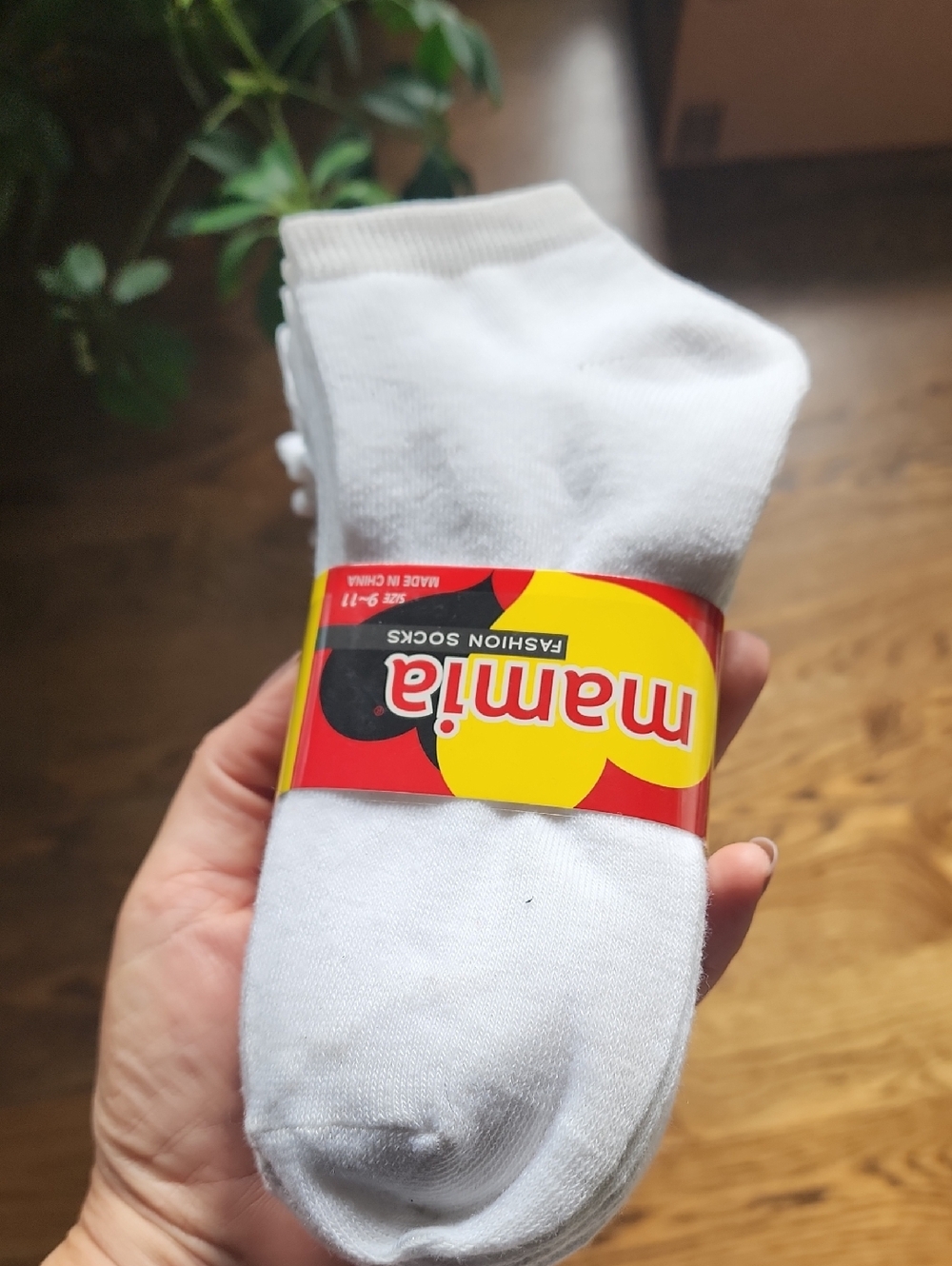 Mamia White Low-Cut Athletic Socks - 2 Pack 6 Pair Size 9-11